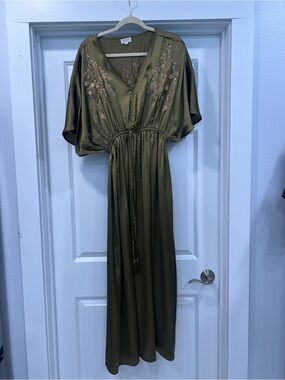 world market green dress NWT World Market Mira Laurel Green Satin Floral Embroidered Kaftan Dress Size XS